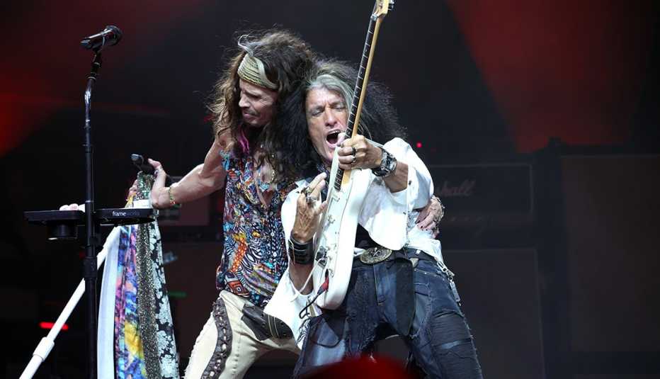 steven tyler and joe perry of aerosmith