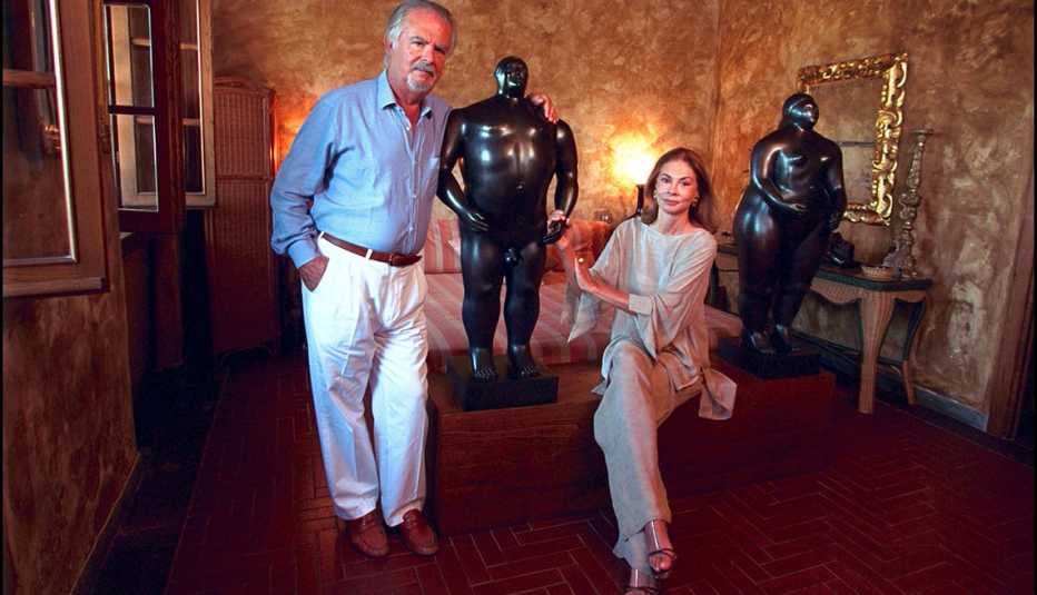 Fernando Botero and his wife, Sophia Vari, at their home in Italy. colombian artist fernando botero with his wife sophia vari in their italy home