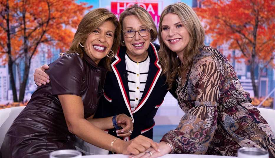 Barbara Costello takes a photo with Hoda Kotb and Jenna Bush Hager during her guest appearance on Today Barbara Costello takes a photo with Hoda Kotb and Jenna Bush Hager during her guest appearance on Today
