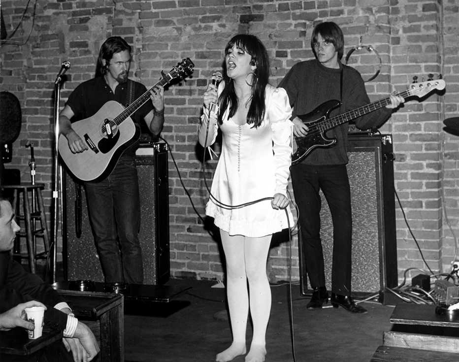 the stone poneys in new york city nineteen sixty eight the stone poneys in new york city nineteen sixty eight