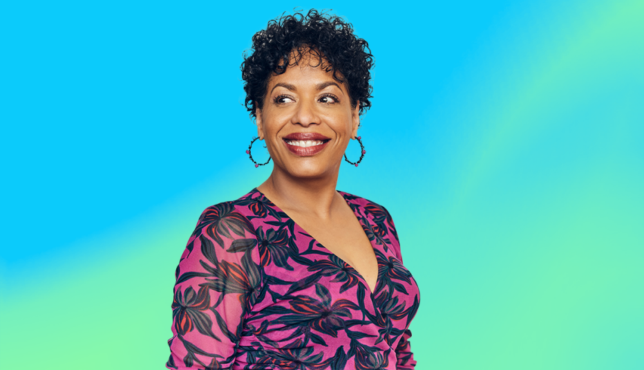 liza colón-zayas against blue and green background 