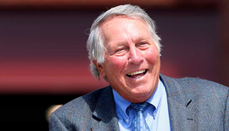Brooks Robinson smiles as he arrives at a dedication ceremony for his bronze statue in front of Sovereign Bank Stadium in York, Pennsylvania. hall of fame baseball player brooks robinson smiles at a dedication ceremony for his bronze statue in front of sovereign bank stadium in york pennsylvania