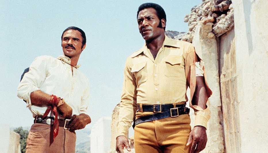 Burt Reynolds and Jim Brown star in the film 100 Rifles