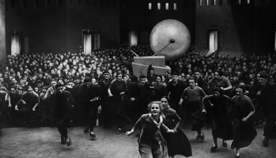Film still from the movie 'Metropolis' starring Brigitte Helm