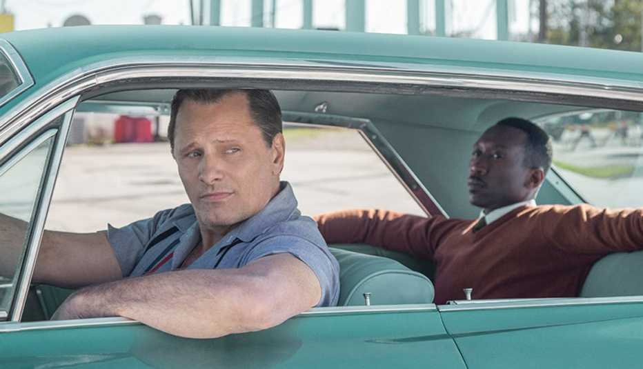 Viggo Mortensen, Mahershala Ali in Green Book
