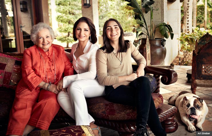 Gloria Emilio Estefan with family (Art Streiber)