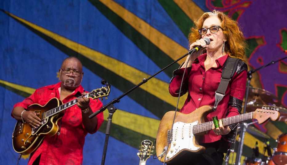 Bonnie Raitt at New Orleans JazzFest Bonnie Raitt at New Orleans JazzFest