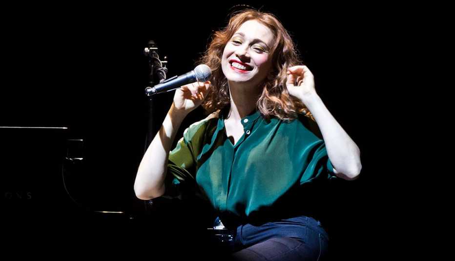 musician regina spektor performing in berlin germany
