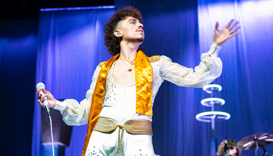 josh kiszka of greta van fleet performing in new orleans louisiana josh kiszka of greta van fleet performing in new orleans louisiana