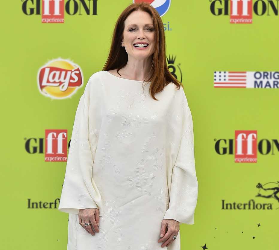 Julianne Moore in a white dress.