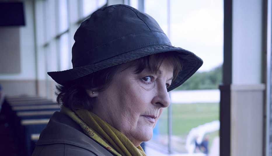 Brenda Blethyn stars as Detective Chief Inspector Vera Stanhope in Vera Brenda Blethyn stars as Detective Chief Inspector Vera Stanhope in Vera