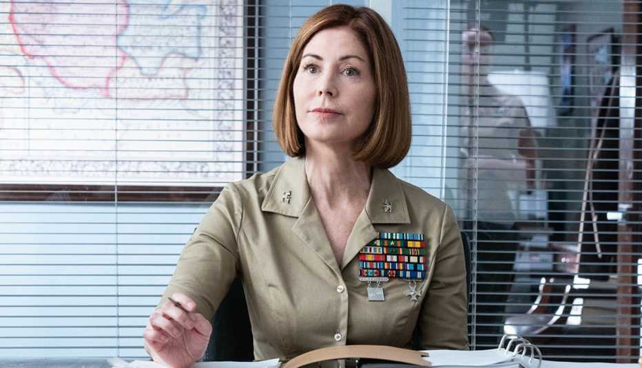Dana Delany as Colonel Glenn Turnbull