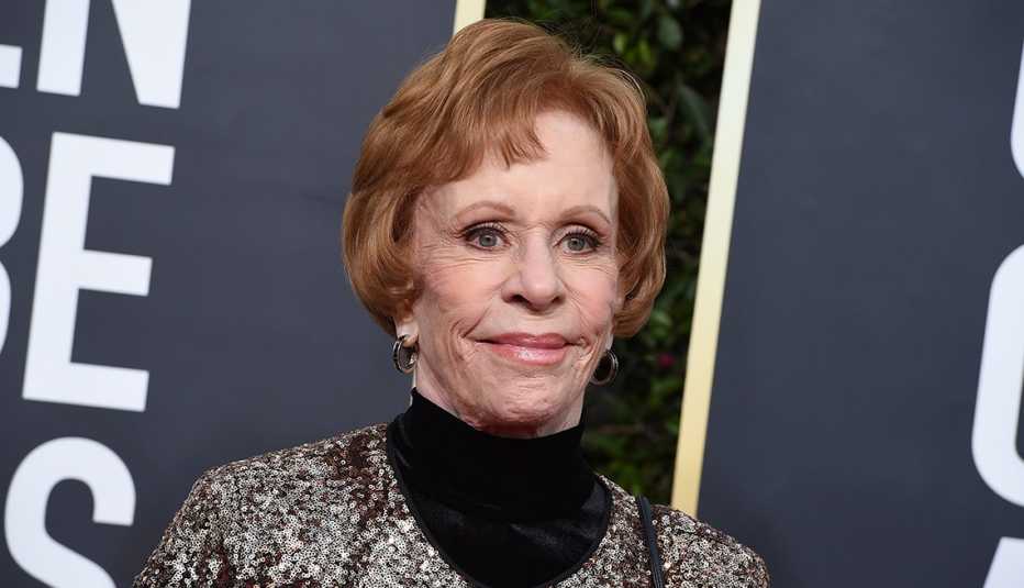 Carol Burnett on the red carpet at the 77th Annual Golden Globe Awards