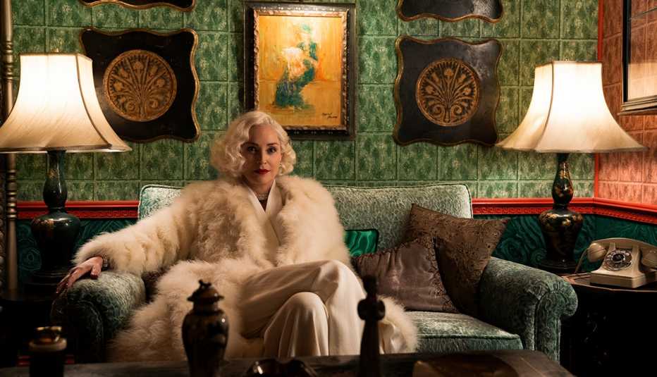 Sharon Stone stars in the new series Ratched Sharon Stone stars in the new series Ratched
