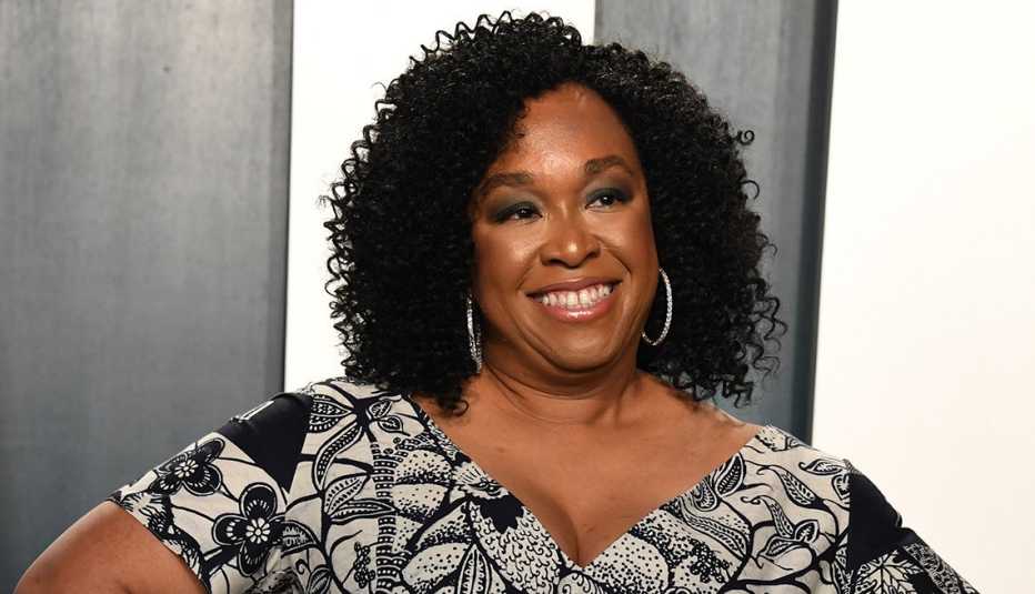 Shonda Rhimes at the 2020 Vanity Fair Oscar Party