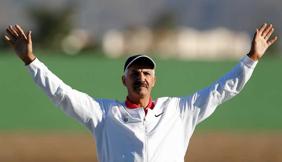 independent athlete abdullah al rashidi from kuwait competing in skeet shooting