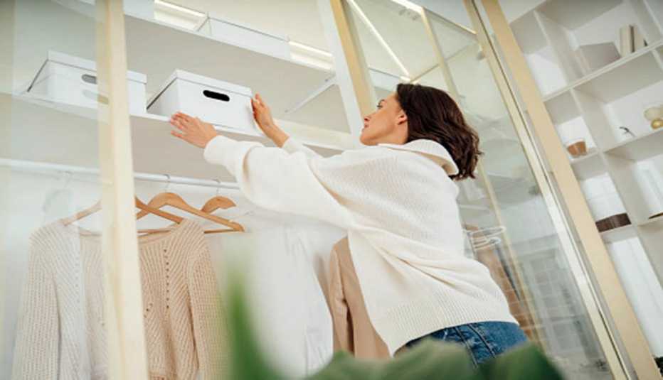 Let's Declutter Together