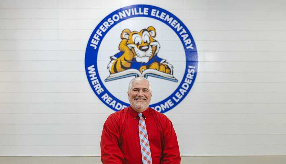 Mark Davis, Principal of Jeffersonville Elementary School