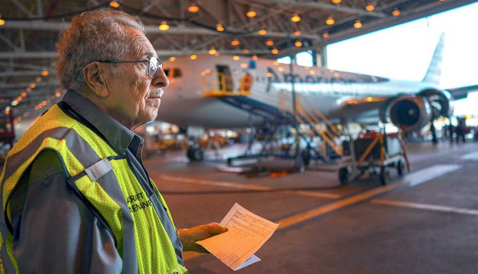 Airline Mechanic Azriel Blackman
