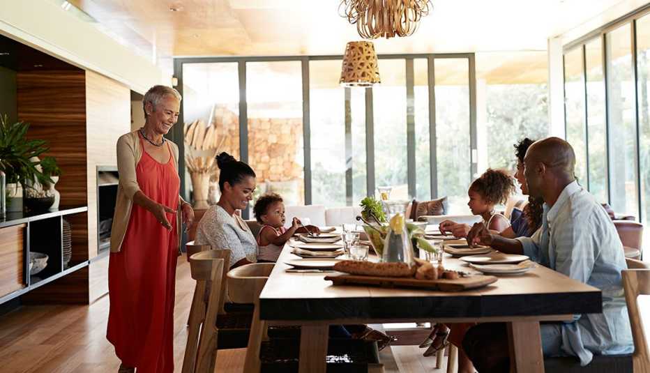 family dinner 