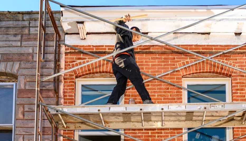black women build baltimores executive director shelley halstead renovating a rowhome 