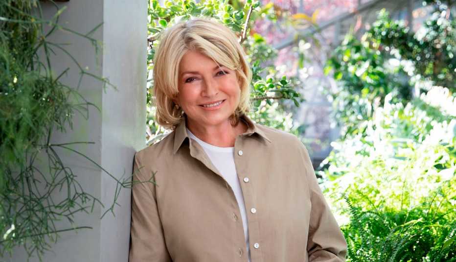 martha stewart standing outside in a garden martha stewart standing outside in a garden