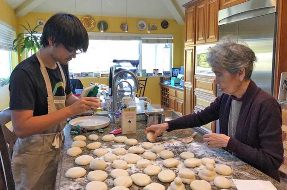 kenji forrester making mochi with his grandmother akiko