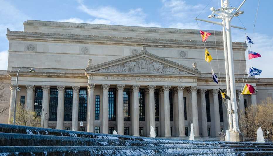 national archives building in downtown washington d c