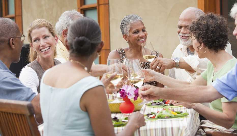 Why You Should Go to Your High School Reunion 
