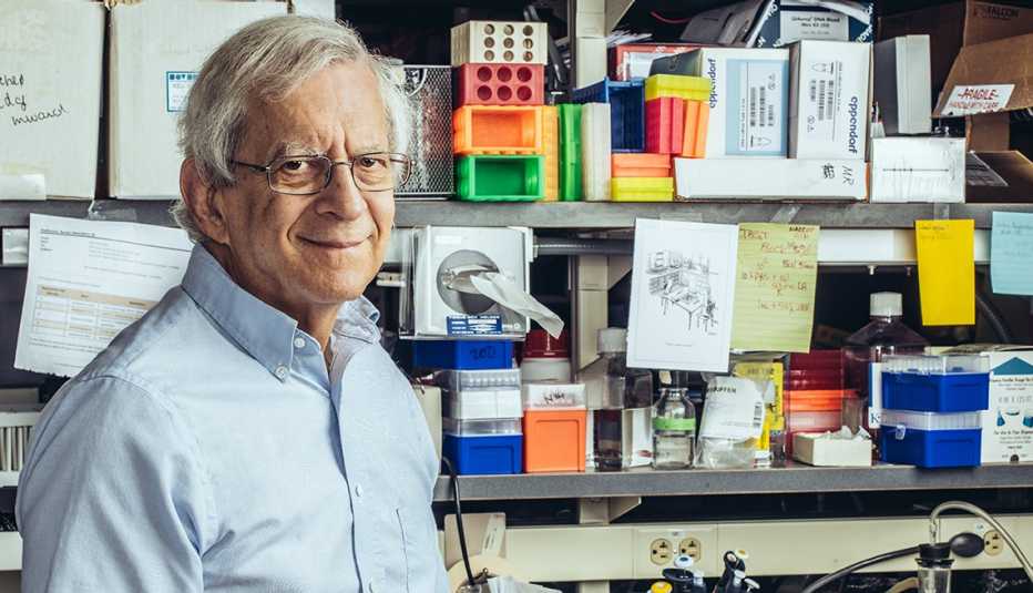 N I H Director of the National Institute on Aging Doctor Richard Hodes