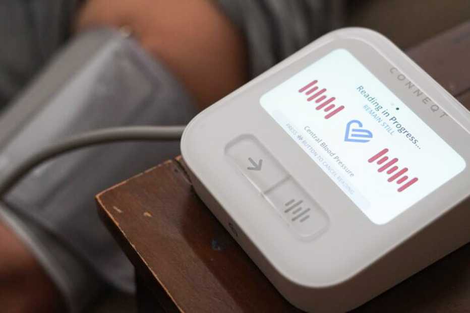 CONNEQT Pulse Blood Pressure Monitor