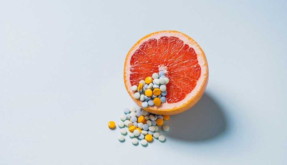 grapefruit and pills