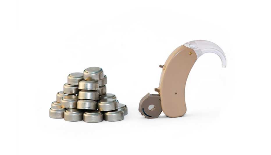 Digital hearing aid and its batteries