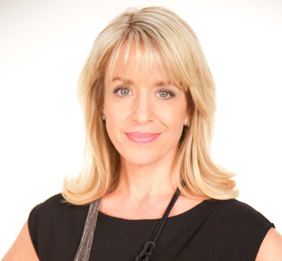 Headshot of Laura Berman.