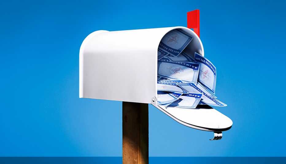 social security cards, mailbox, changes to Social Security program 