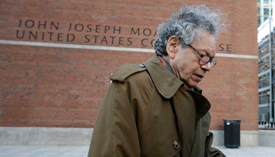 Insys Therapeutics founder John Kapoor outside courthouse Insys Therapeutics founder John Kapoor outside courthouse