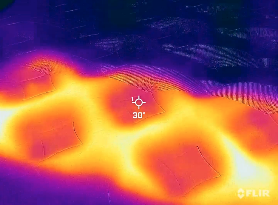 A thermal image of our cooling testing of the Leesa Sapira Chill.
