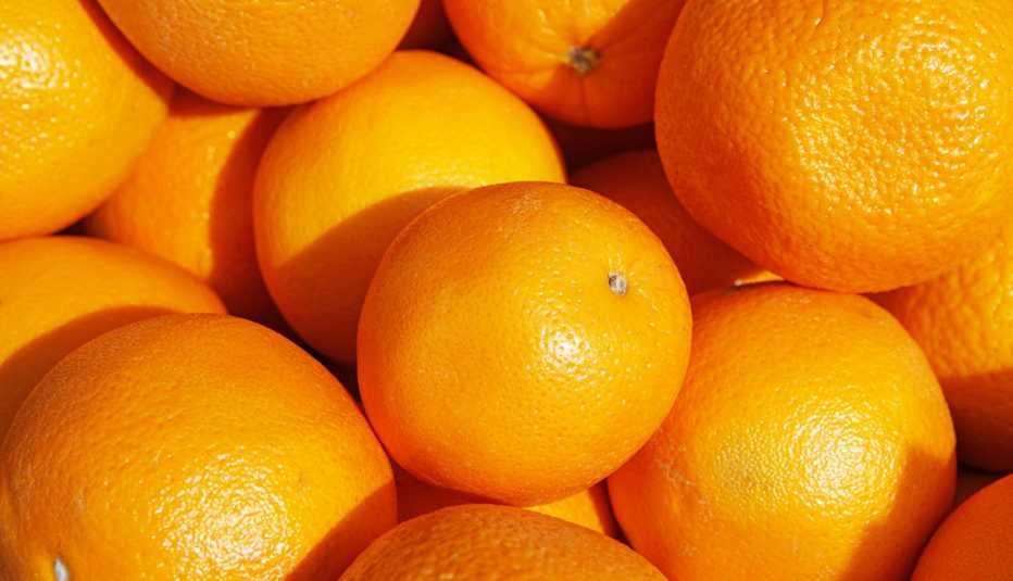 fresh oranges