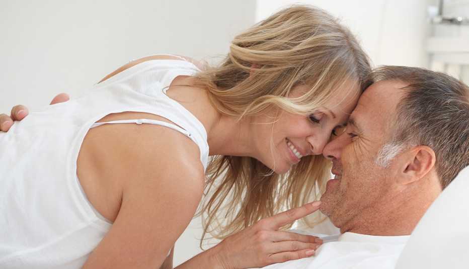 having sex at least once a week slows aging having sex at least once a week slows aging