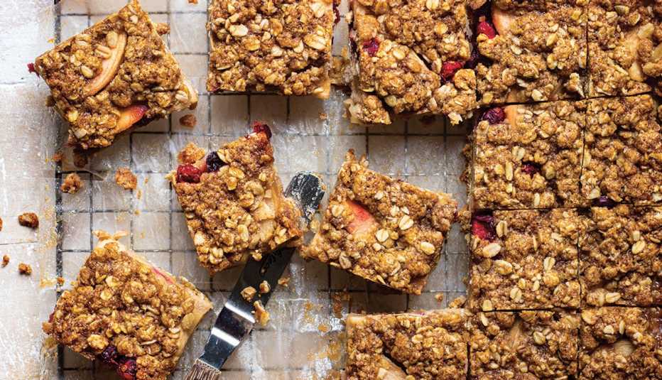 apple cranberry crumble bars 