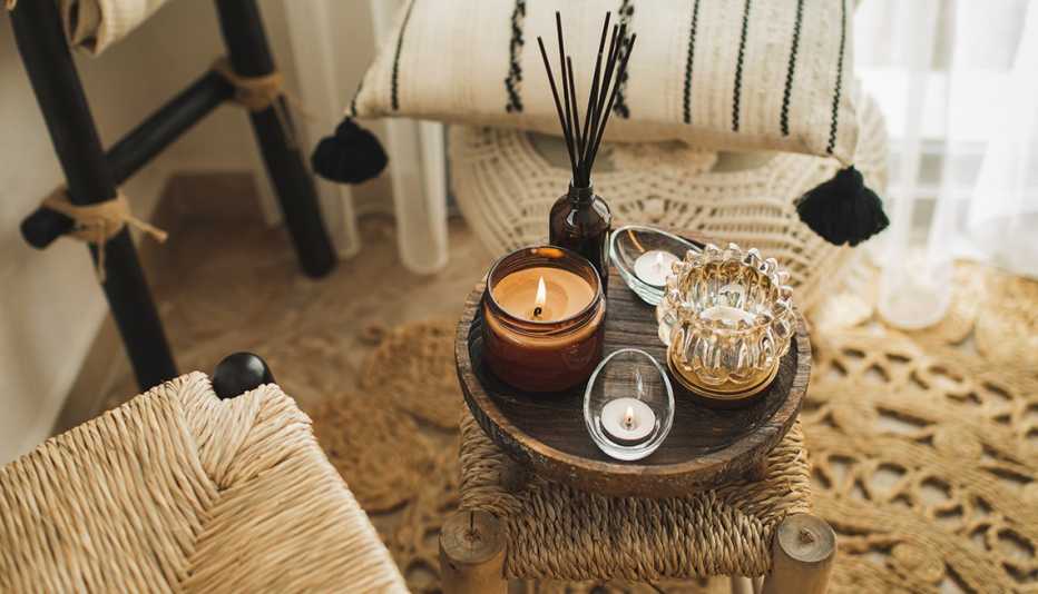 candles for warm lighting