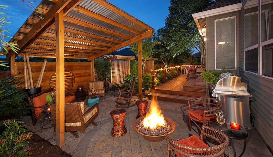 Outdoor patio design 