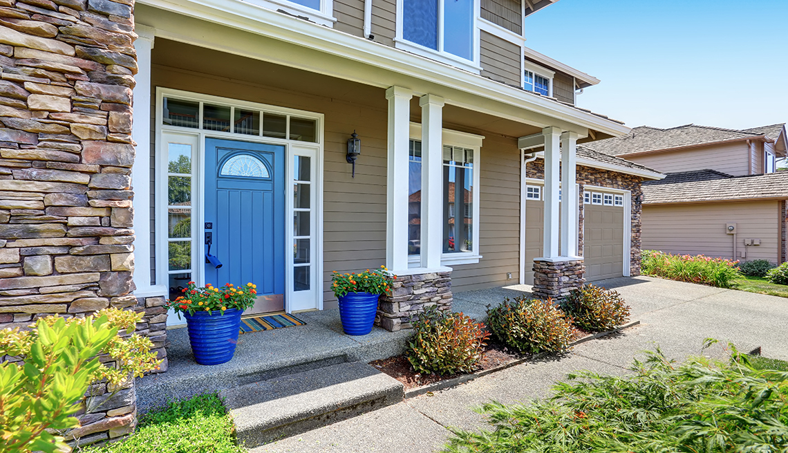 a neatly decorated american home exterior