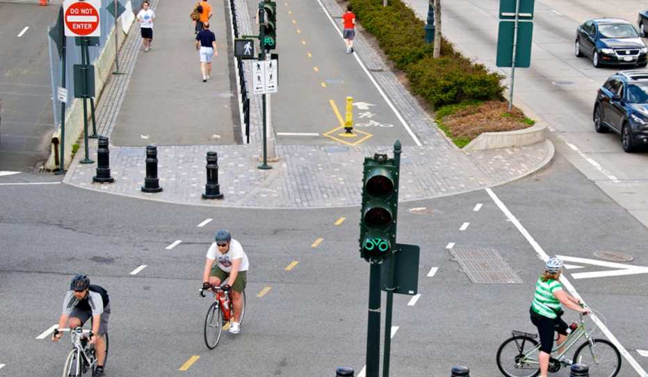 Bicycle traffic signal