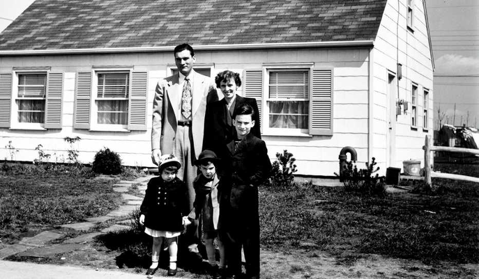 1950s Family The Levey Family of Levittown, Long Island, New York.
