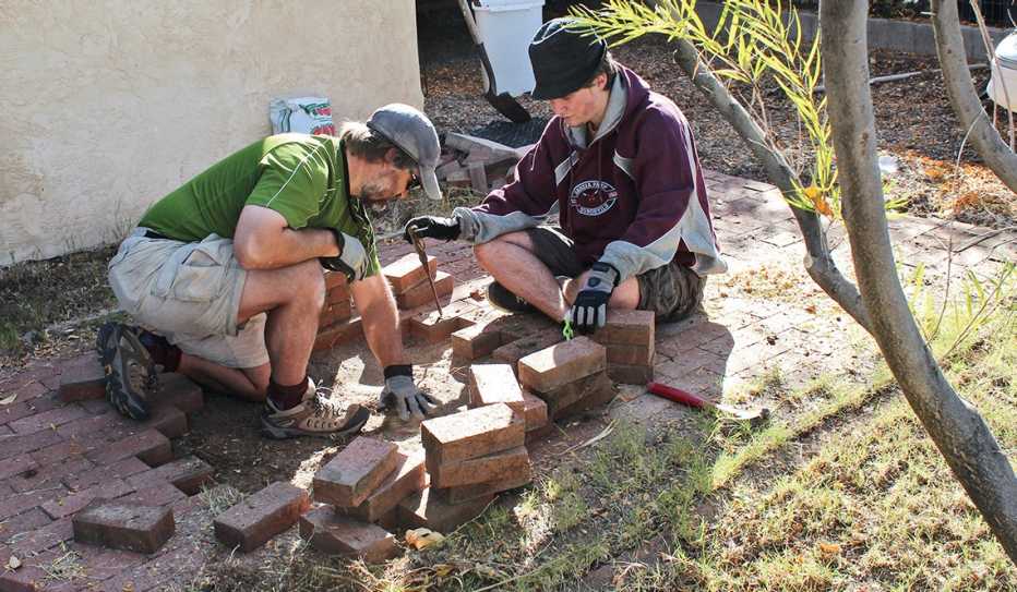 Volunteers in Albuquerque, New Mexico