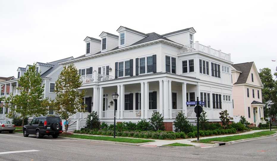 Missing Middle Fourplex Housing