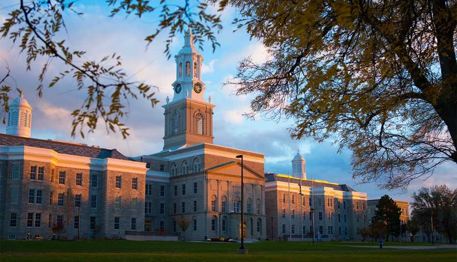 An exterior photograph of Hayes Hall at State University of New York Buffalo
