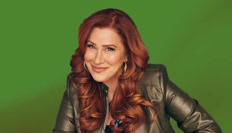 lisa ann walter against green ombre background