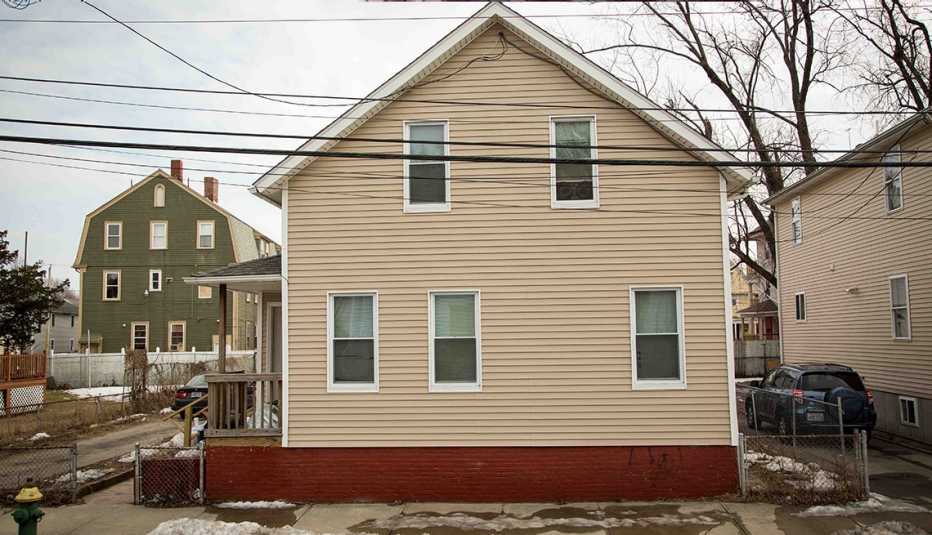 Tax Lien Operators Force Foreclosures